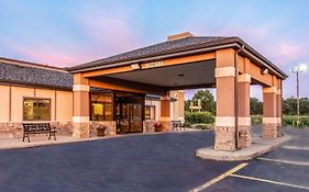 Quality Inn And Suites Muskegon Mi